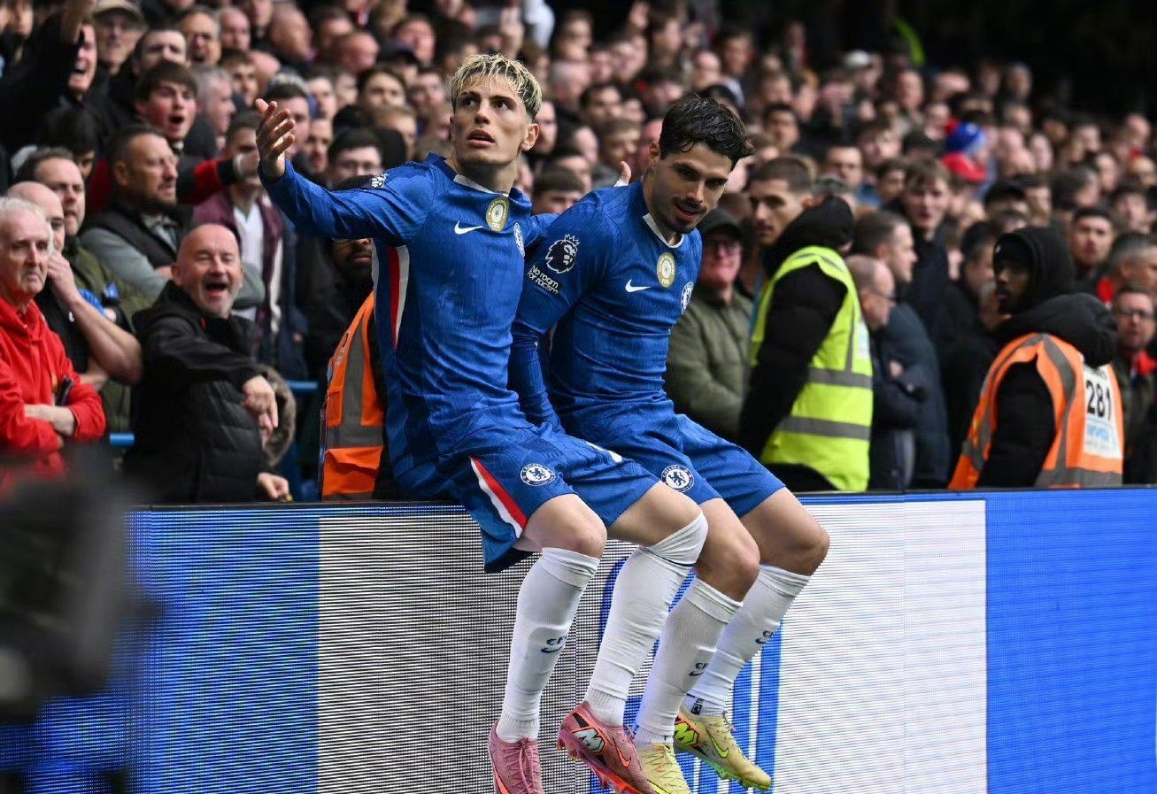 休赛期完成精准补强！媒体人：上海男篮新赛季目标为前四名