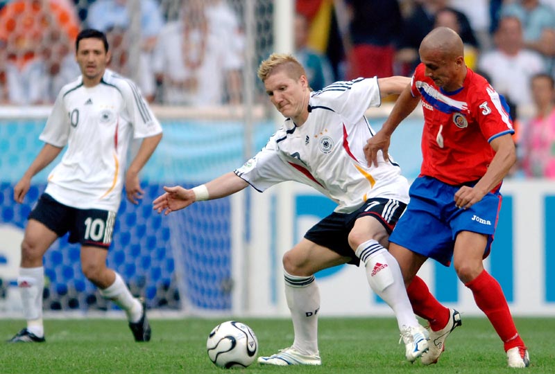 图片报：基米希在加练角球，本赛季他利用角球已送出四次助攻