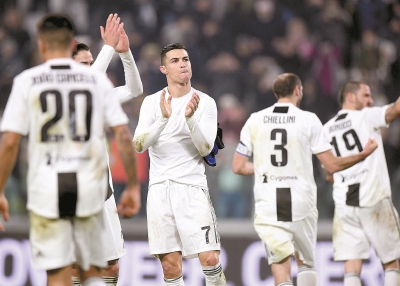 天空：维萨未随布伦特福德前往客场参加比赛，他仍渴望离队